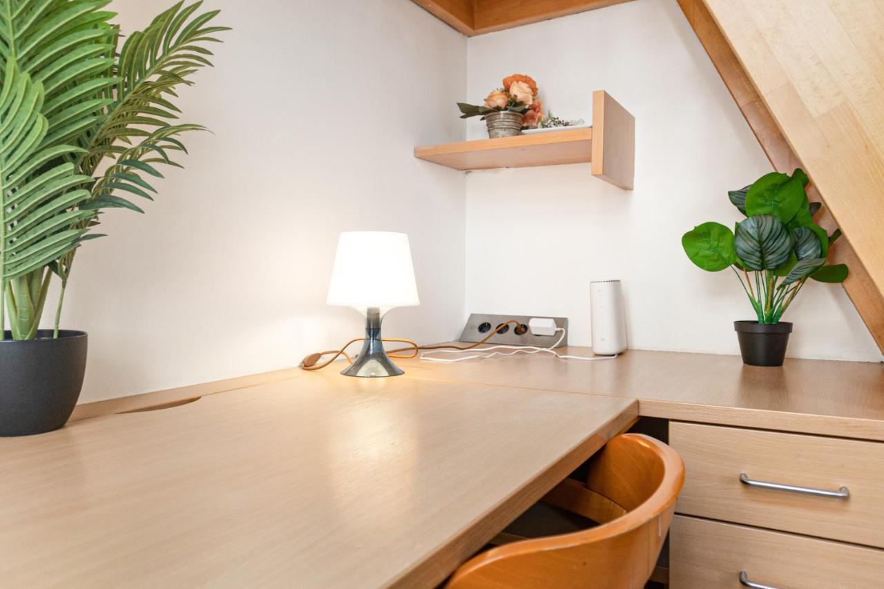 Attractive Apartment Near Wiener Stadthalle Luaran gambar